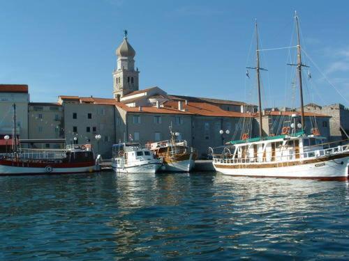 Apartmani Krk Krk Town Exterior photo